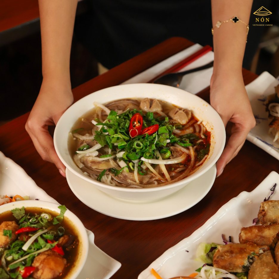 Nón - Vietnamese Restaurant