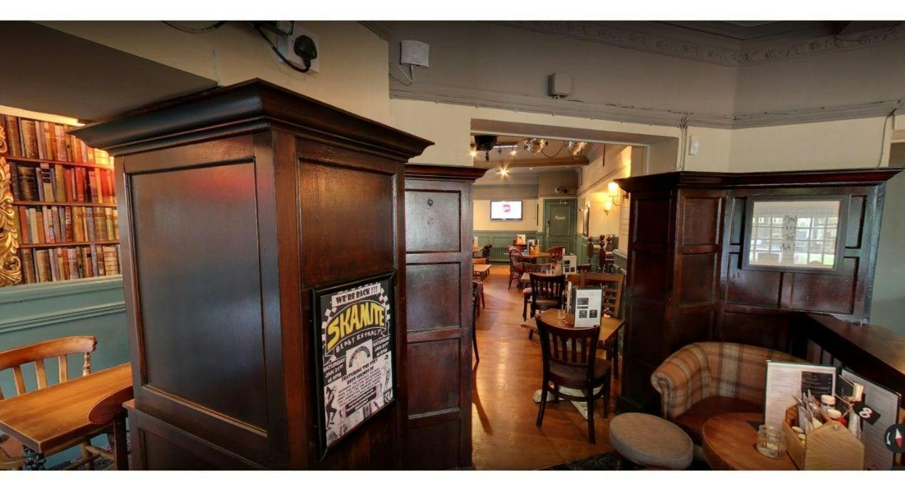 Golden Fleece, Chelmsford