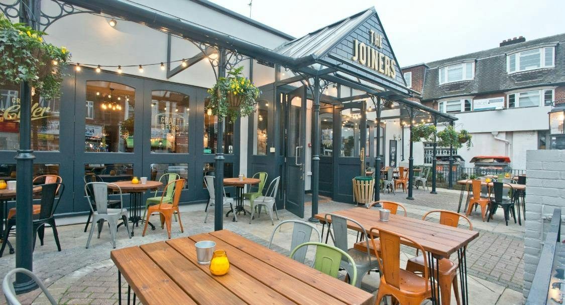 The Joiners, Finchley