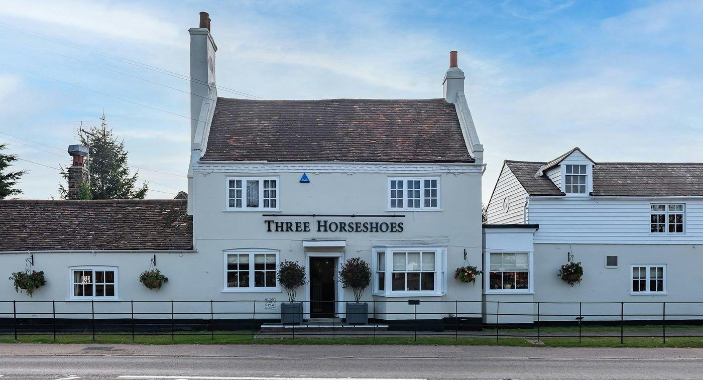 The Three Horseshoes